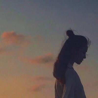 抖音女生清晰伤感背影头像📸爆款心碎系列