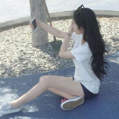 好看吉利女生海边微信头像🌊爱情防腐剂