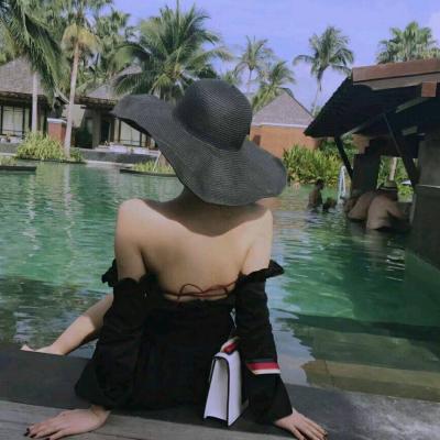 好看吉利女生海边微信头像🌊爱情防腐剂