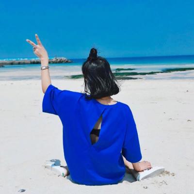 小清新女生海边孤单背影头像🌊一个人看海系列头像