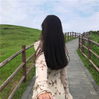 治愈系温柔风🌿唯美小清新女生长发背影头像