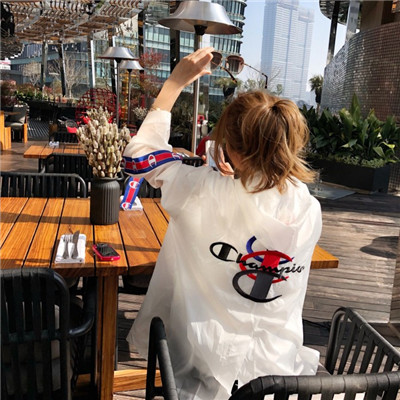 治愈系温柔风🌿唯美小清新女生长发背影头像