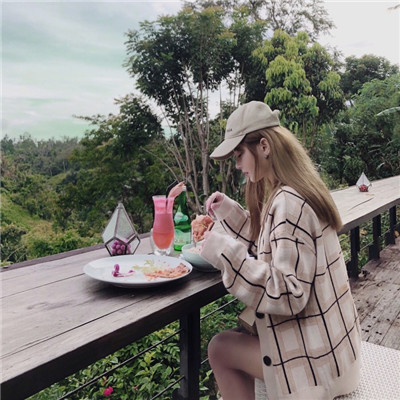 回忆陷阱系列🌧️最新版小清新女生背影头像