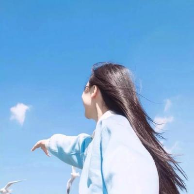 唯美情侣背影头像一男一女👫从古典到潮流的爱情图鉴