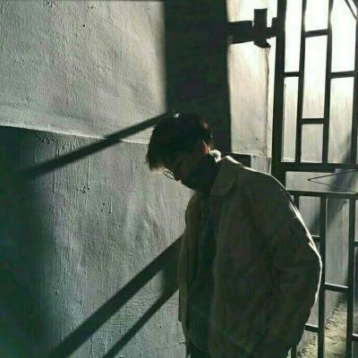 微信深沉男人背影头像🌌生疏孤独系✨故事感大叔意境精选