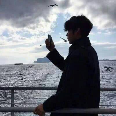 年轻人专属霸气男生微信背影头像🔥新生代态度