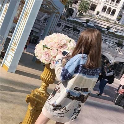 小清新伤感女生微信背影头像🍃藏在微风里的心事