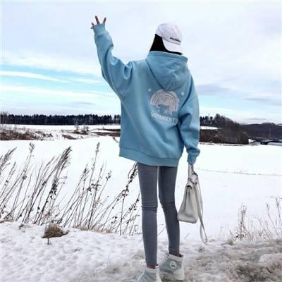 小清新伤感女生微信背影头像🍃藏在微风里的心事
