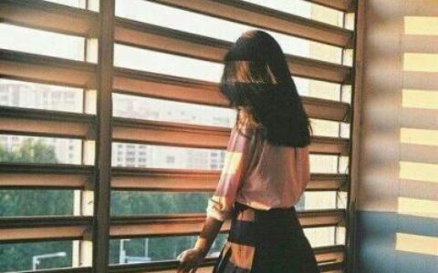 伤感失落女生微信背影头像🌧️心碎无声系列