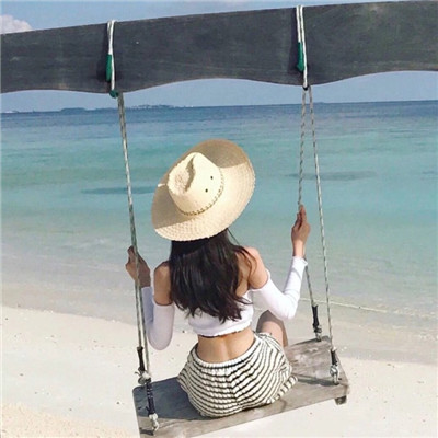 女生戴帽子唯美背影头像精选👒神秘文艺风氛围感藏颜术