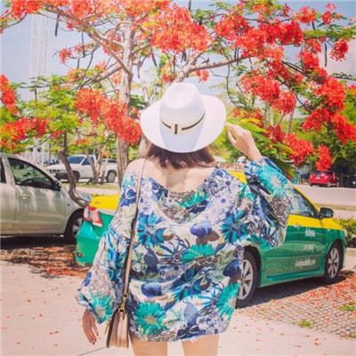 女生戴帽子唯美背影头像精选👒神秘文艺风氛围感藏颜术
