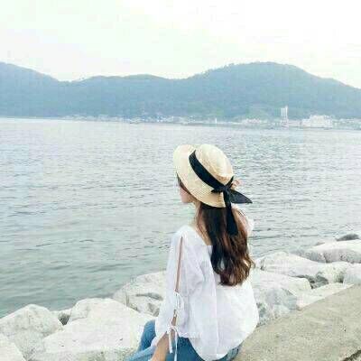 海边唯美女生背影头像🌊治愈系海景