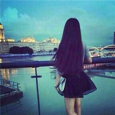 海边唯美女生背影头像🌊治愈系海景