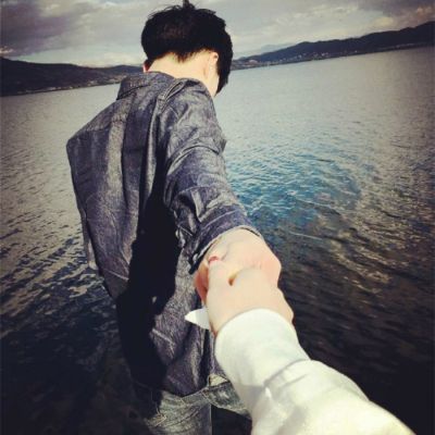 年轻情侣活泼俏皮背影头像👫一人一张互动感✨日常撒糖系列