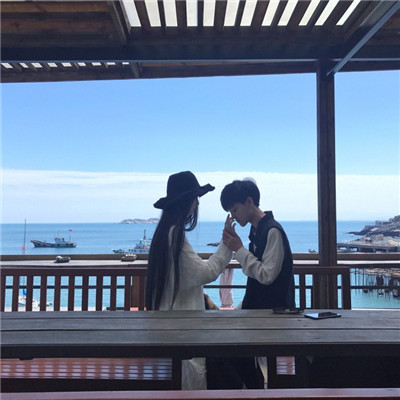 2025情侣海边背影头像大全👫一男一女浪漫合集✨夕阳沙滩漫步精选