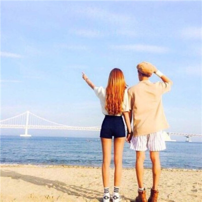 2025情侣海边背影头像大全👫一男一女浪漫合集✨夕阳沙滩漫步精选