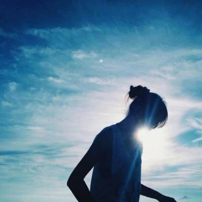 唯美意境女生微信背影头像✨诗意氛围感