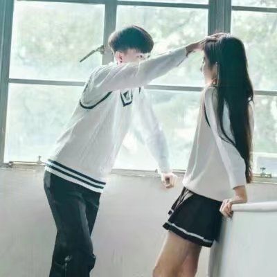 情侣背影合照两张✨不离不弃誓言