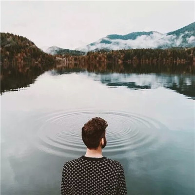 男生伤感意境背影头像大全🌧️孤独氛围感一次收藏