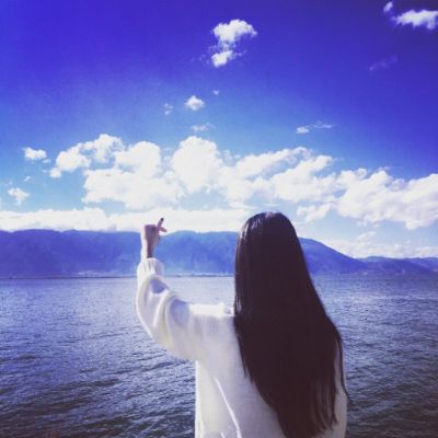 海边女生唯美背影头像🌊治愈系海景✨面朝大海温柔侧影
