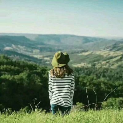唯美意境头像女生背影✨孤独清冷氛围感✨性格古怪无人疼爱