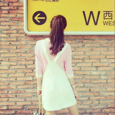 QQ女生伤感背影头像🌧️你是我所有不介意的例外