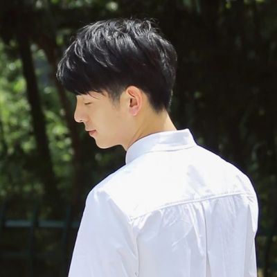 个性情侣双背影头像🛤️路过却愿你继续快乐