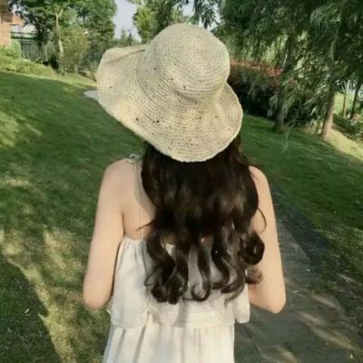 非主流女生背影头像🚬「牵手走完生命路程」执念头像集