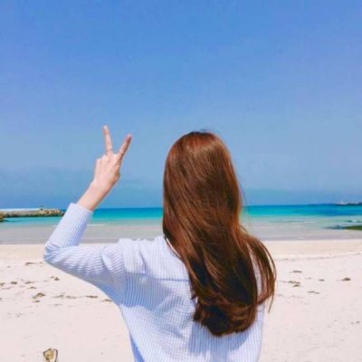 QQ空间女生背影头像🎯终于放弃你的释然瞬间
