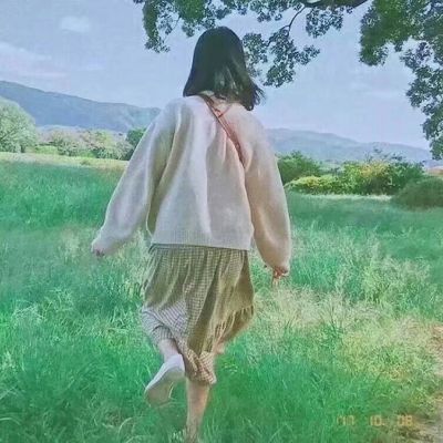 颓废伤感女生背影头像🕰️时间改变彼此模样