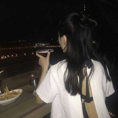 颓废伤感女生背影头像🕰️时间改变彼此模样