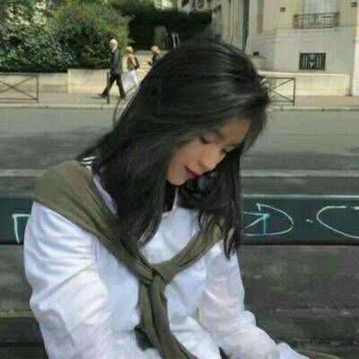 颓废伤感女生背影头像🕰️时间改变彼此模样