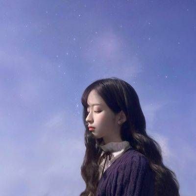 颓废伤感女生背影头像🕰️时间改变彼此模样