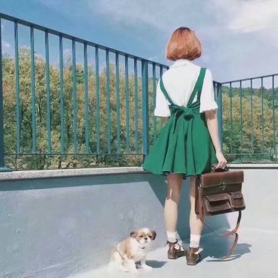 气质短发美女背影头像🌟经历皆有意义的成长印记