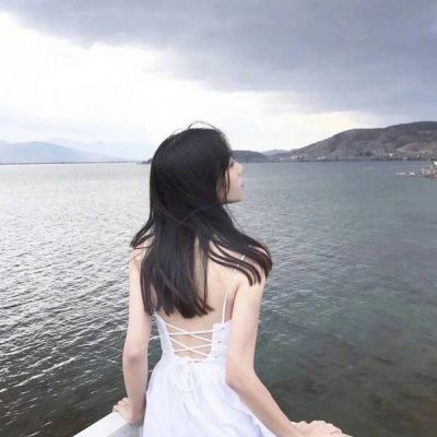 微信霸气女生背影头像🌪️「余生扔进风里」决绝头像集