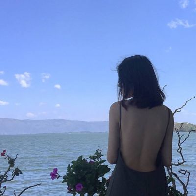 微信霸气女生背影头像🌪️「余生扔进风里」决绝头像集