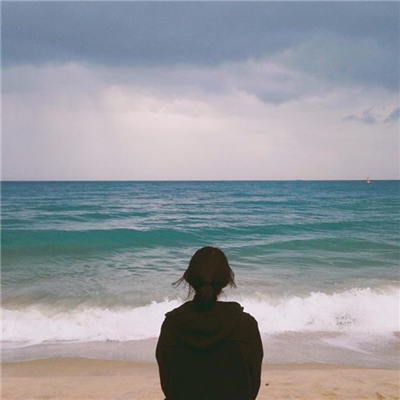 海边伤感女生背影头像🌊「如今最好」意境头像集