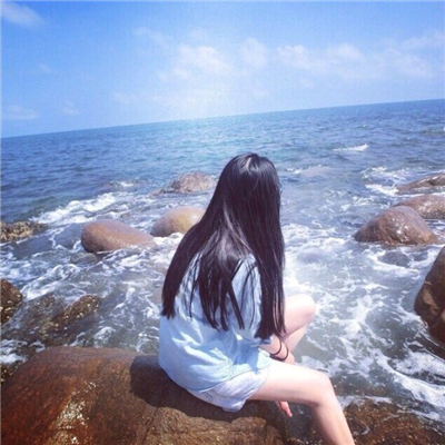 海边伤感女生背影头像🌊「如今最好」意境头像集