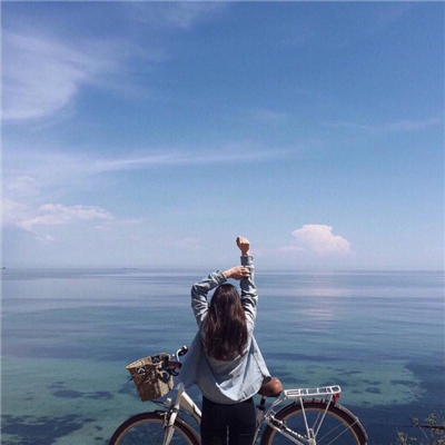 海边伤感女生背影头像🌊「如今最好」意境头像集