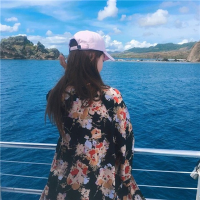 海边伤感女生背影头像🌊「如今最好」意境头像集