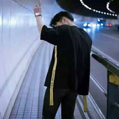 黑白男生背影头像📷细水长流意境高清图集