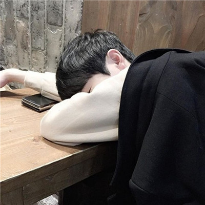 阳光帅气男生背影头像🌞帅气男生背影图片精选