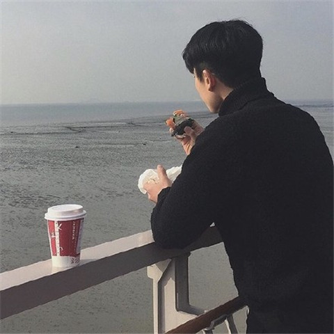 霸气男生QQ背影头像🏙️专属男士背影头像集