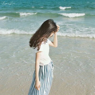 落寞女生背影头像🌙气质女生孤单背影精选