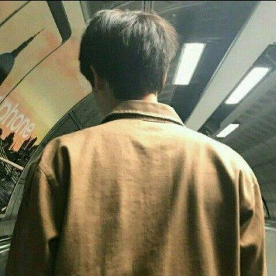 小清新男生背影头像🌅「陪你走以后的路」意境头像