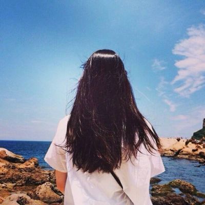 长发电波女生背影头像🌊随风飘荡秀发意境头像