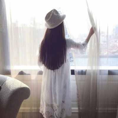 长头发小清新女生背影头像✨星辰眼眸意境头像精选