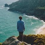 男生海边孤单背影头像🌊一个人看海的意境头像合集