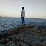 男生海边孤单背影头像🌊一个人看海的意境头像合集