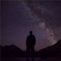 爱旅游的男生背影qq头像🌅帅气全身图片大全【氛围感旅行专题】
